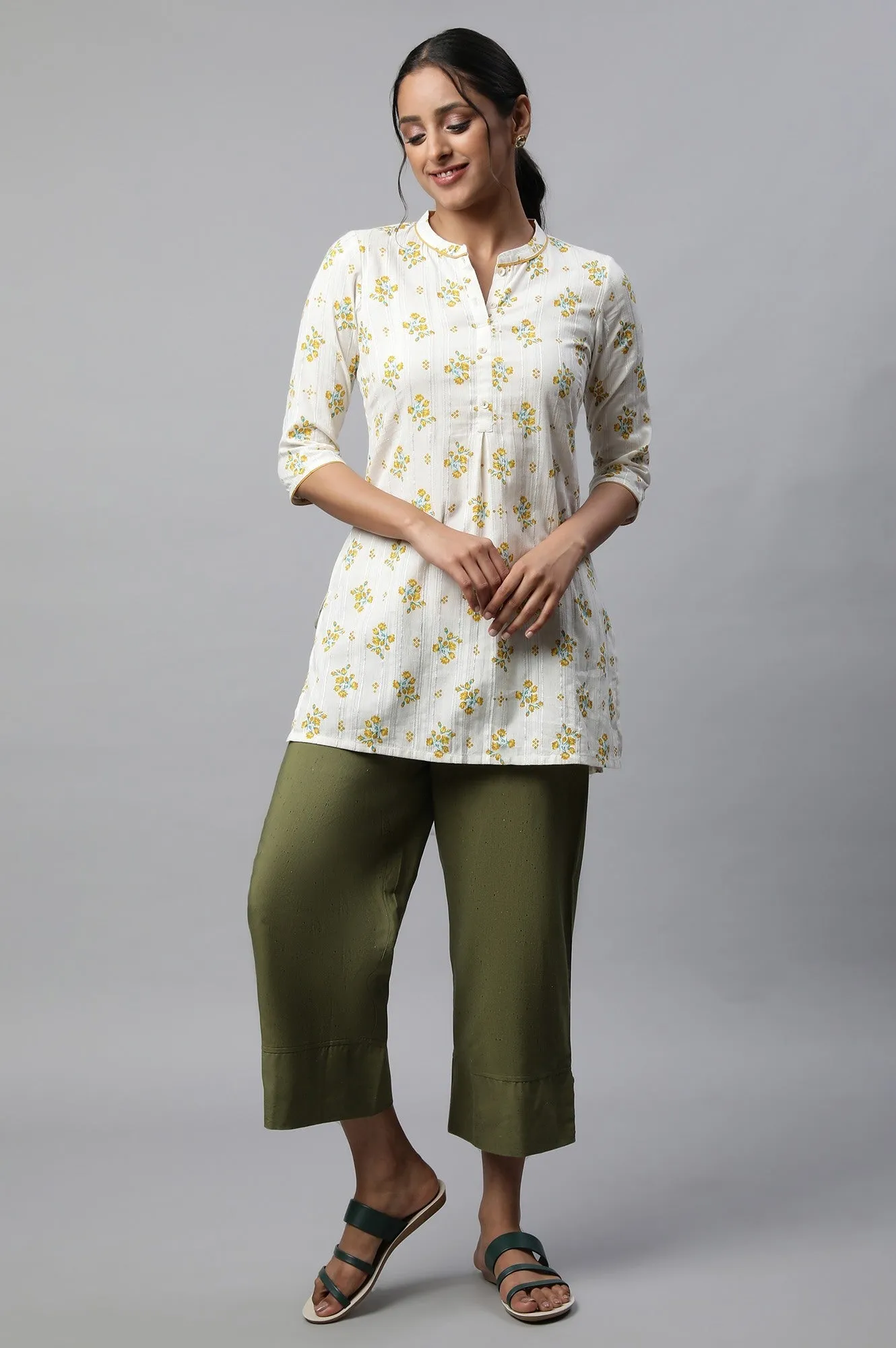 Green Flared Ankle Length Palazzo