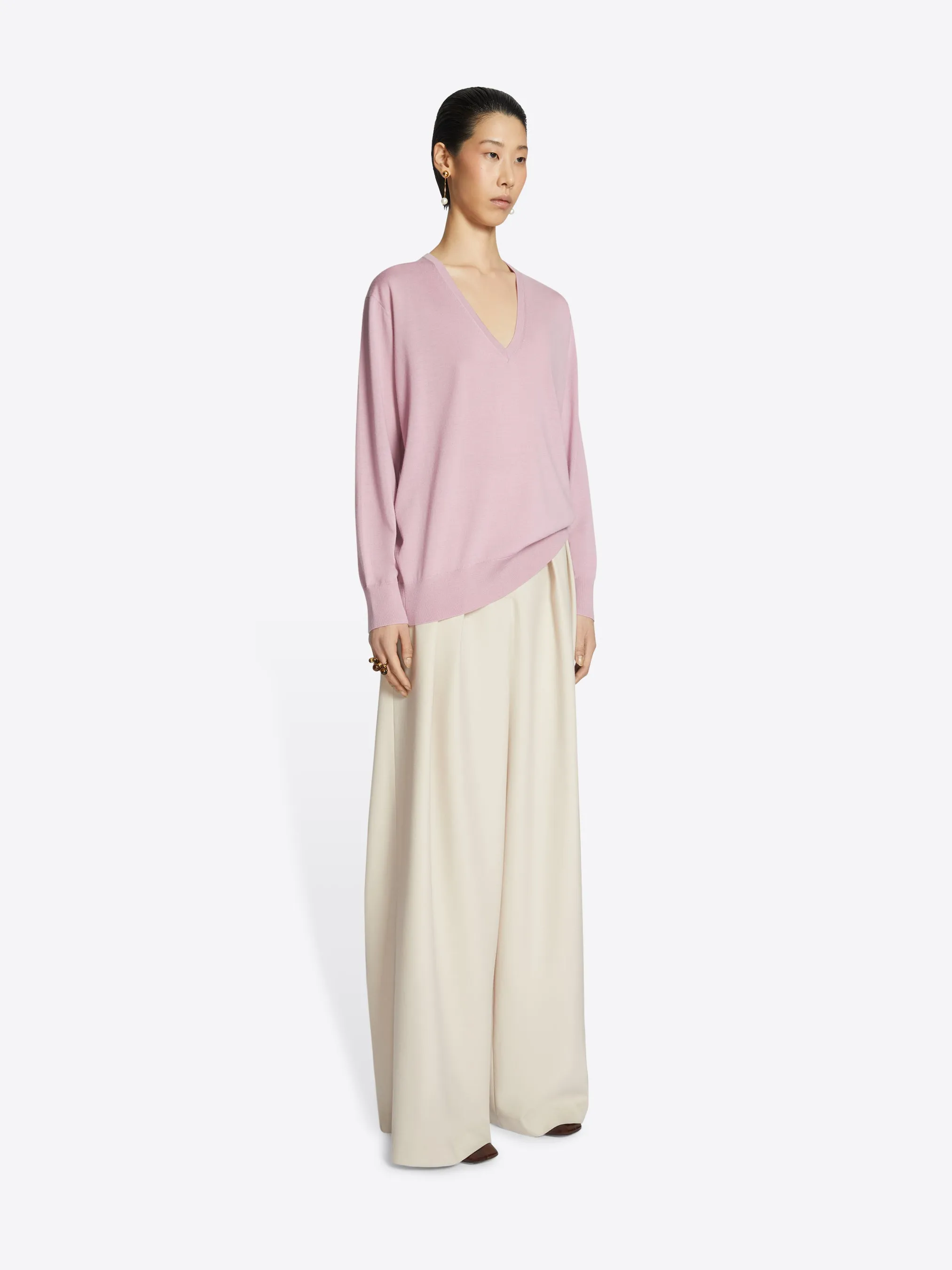 Wide pleated pants